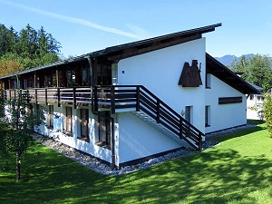 Grundschule Schönau am Königssee - Teilansicht Schulgebäude